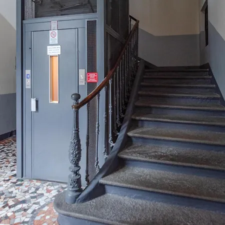 Apartment Cris House By Toh Solution *