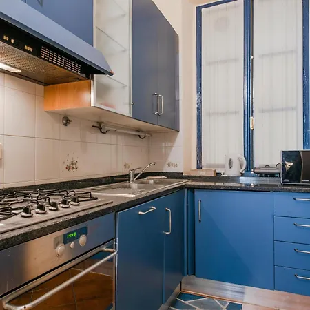 Cris House Apartment *