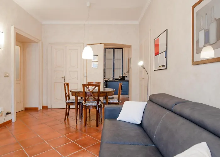 Apartment Cris House By Toh Solution Turin
